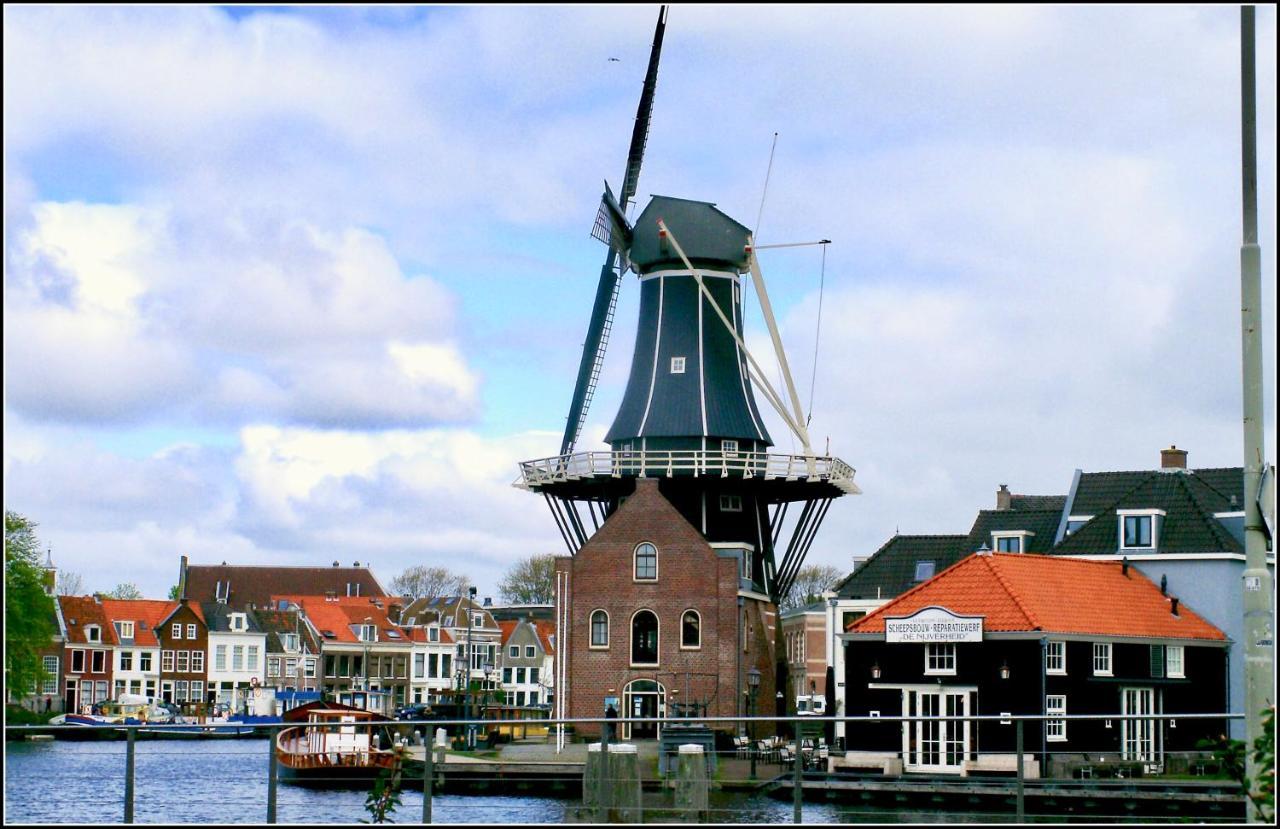 Bed & Breakfast Tegenover De Molen Haarlem Ngoại thất bức ảnh